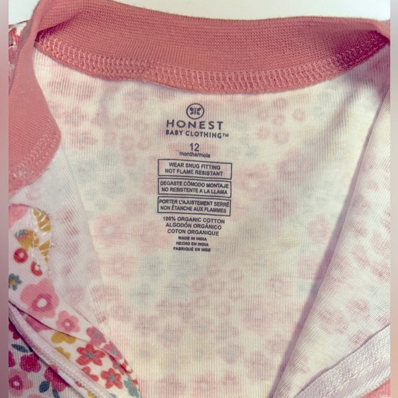 The Honest Company footie sleeper size 12 month. NWT. - Picture 2 of 3